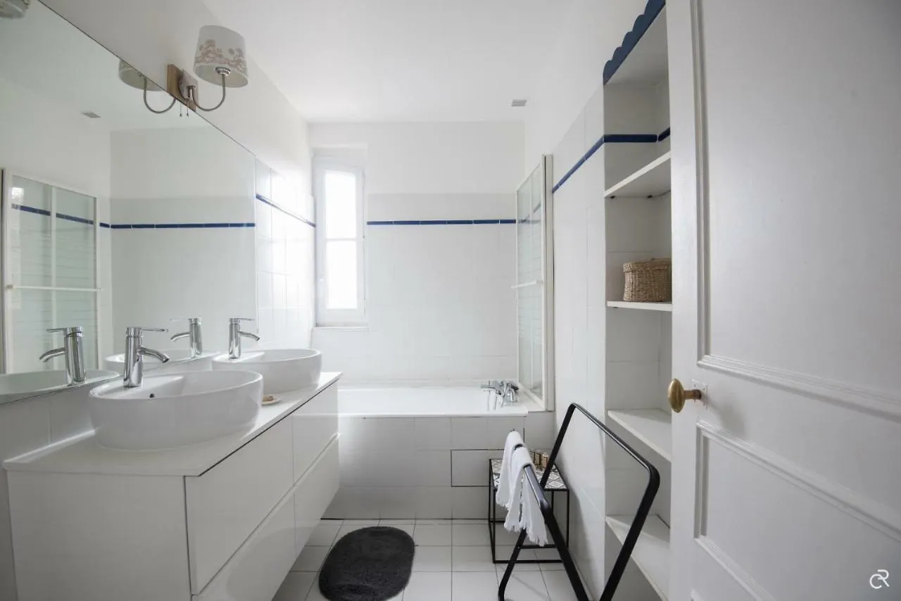 Trianon Versailles 3*