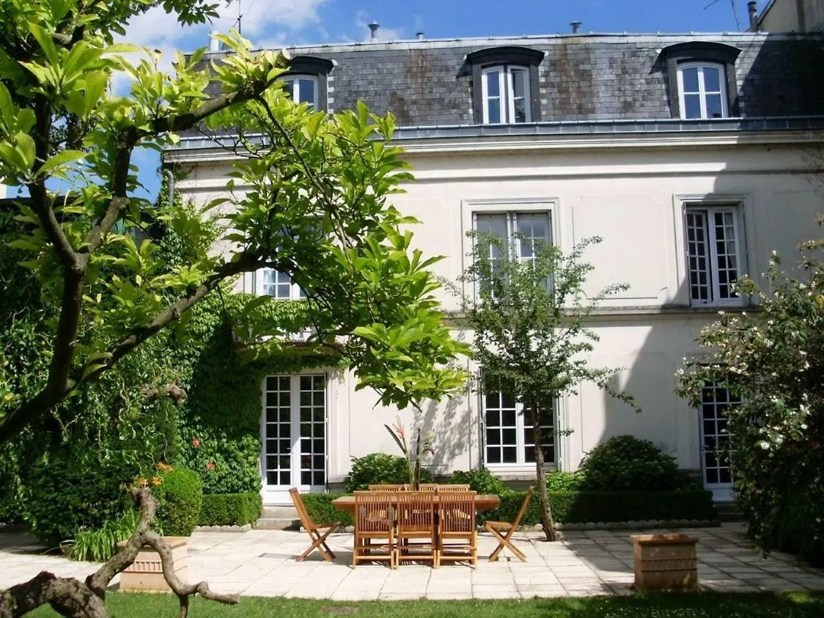 Alojamento de Acomodação e Pequeno-almoço Trianon Versailles